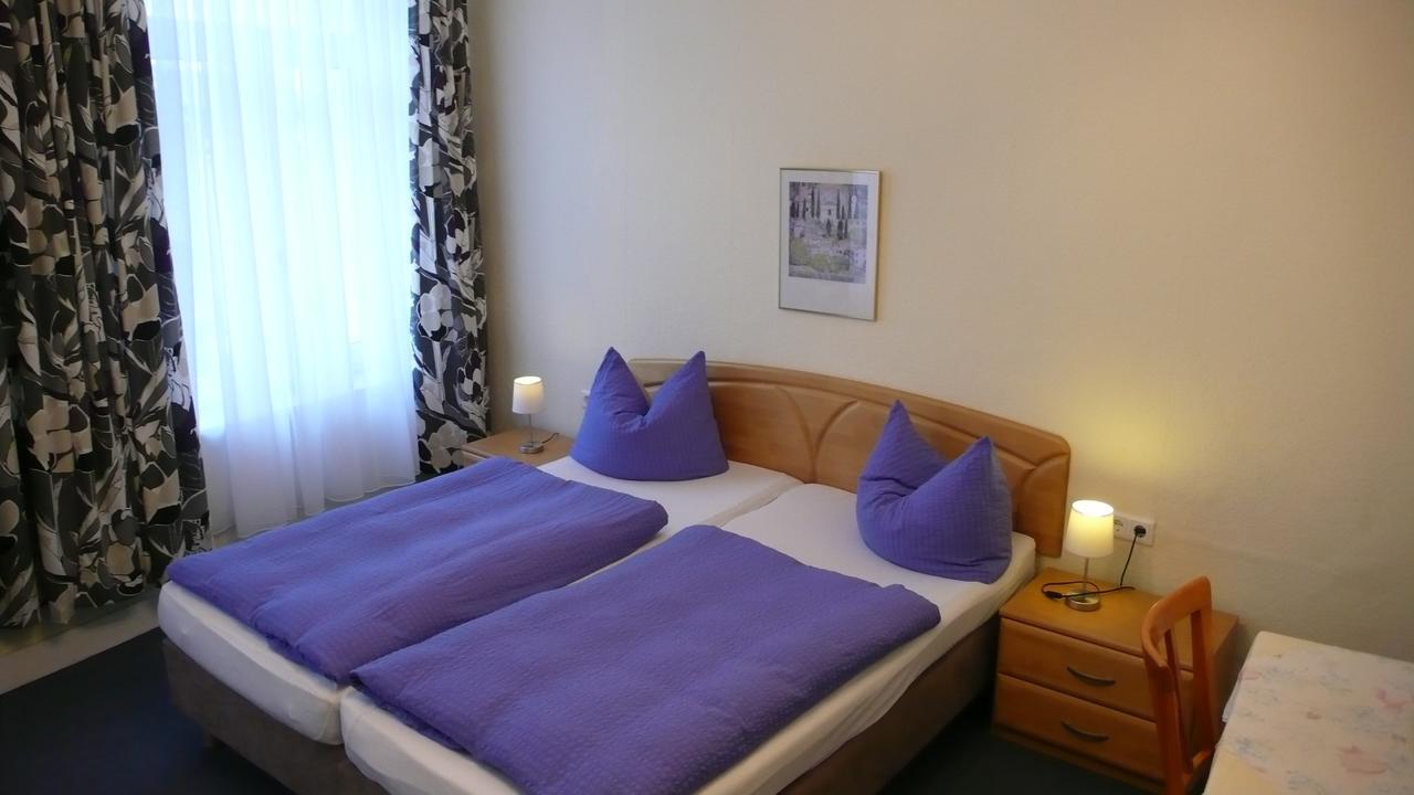 Storyhotel Bergischer Hof Königswinter Kamer foto