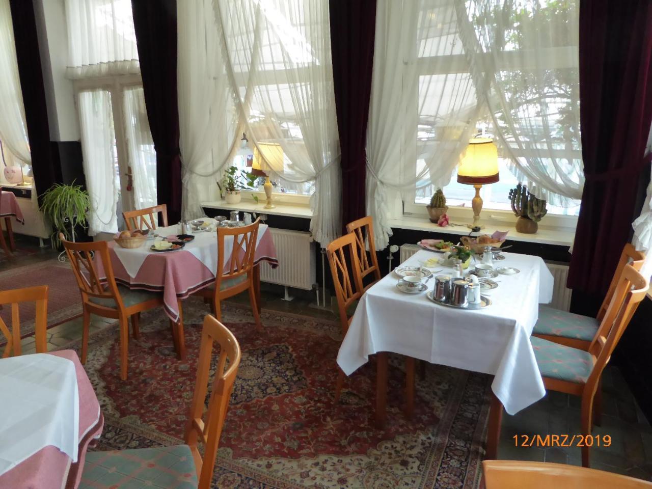 Storyhotel Bergischer Hof Königswinter Buitenkant foto